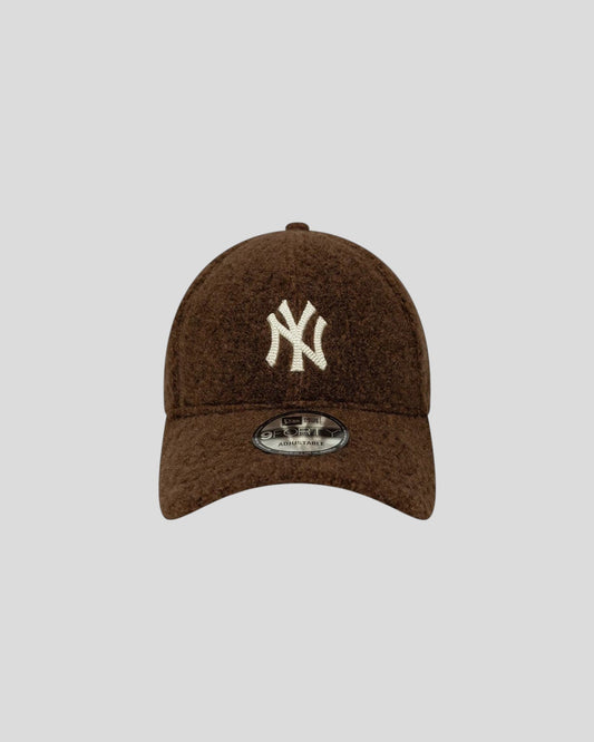 New Era || 9Forty Winter Borg - Marron New Era