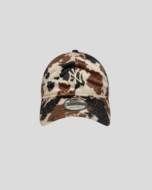 New Era || 9TWENTY Adjustable New York Yankees - Animal Print Beige New Era