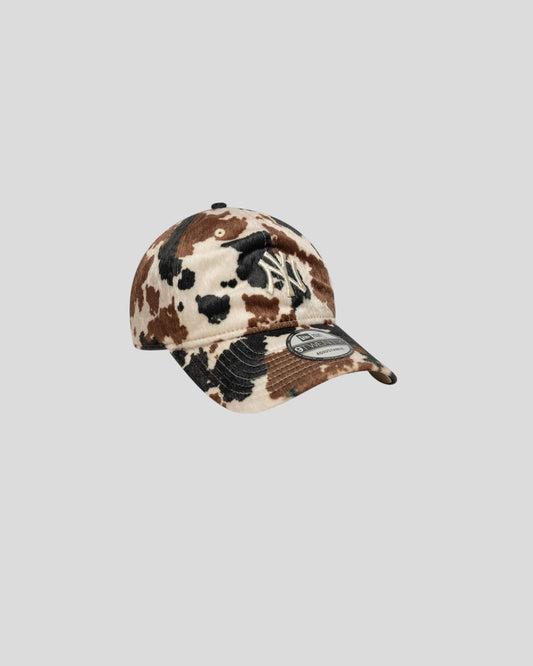 New Era || 9TWENTY Adjustable New York Yankees - Animal Print Beige New Era
