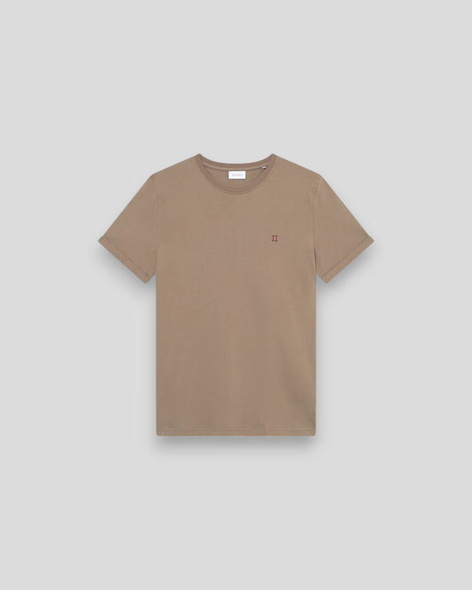 Les Deux || Norregaard Contrast T-shirt - Teak Brown Les Deux