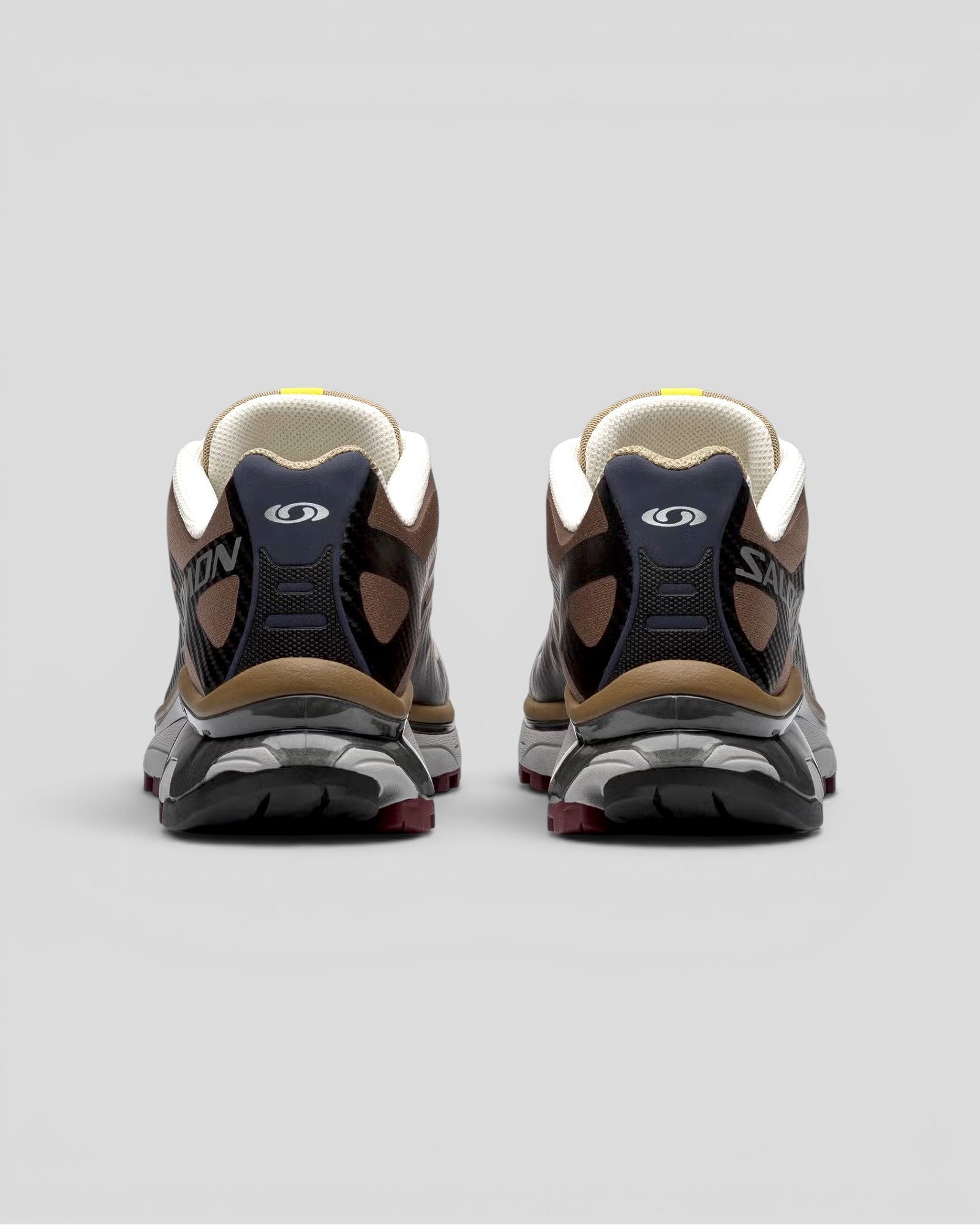 Salomon || XT4 OG Black/ Desert Tan/ Vanilla Salomon