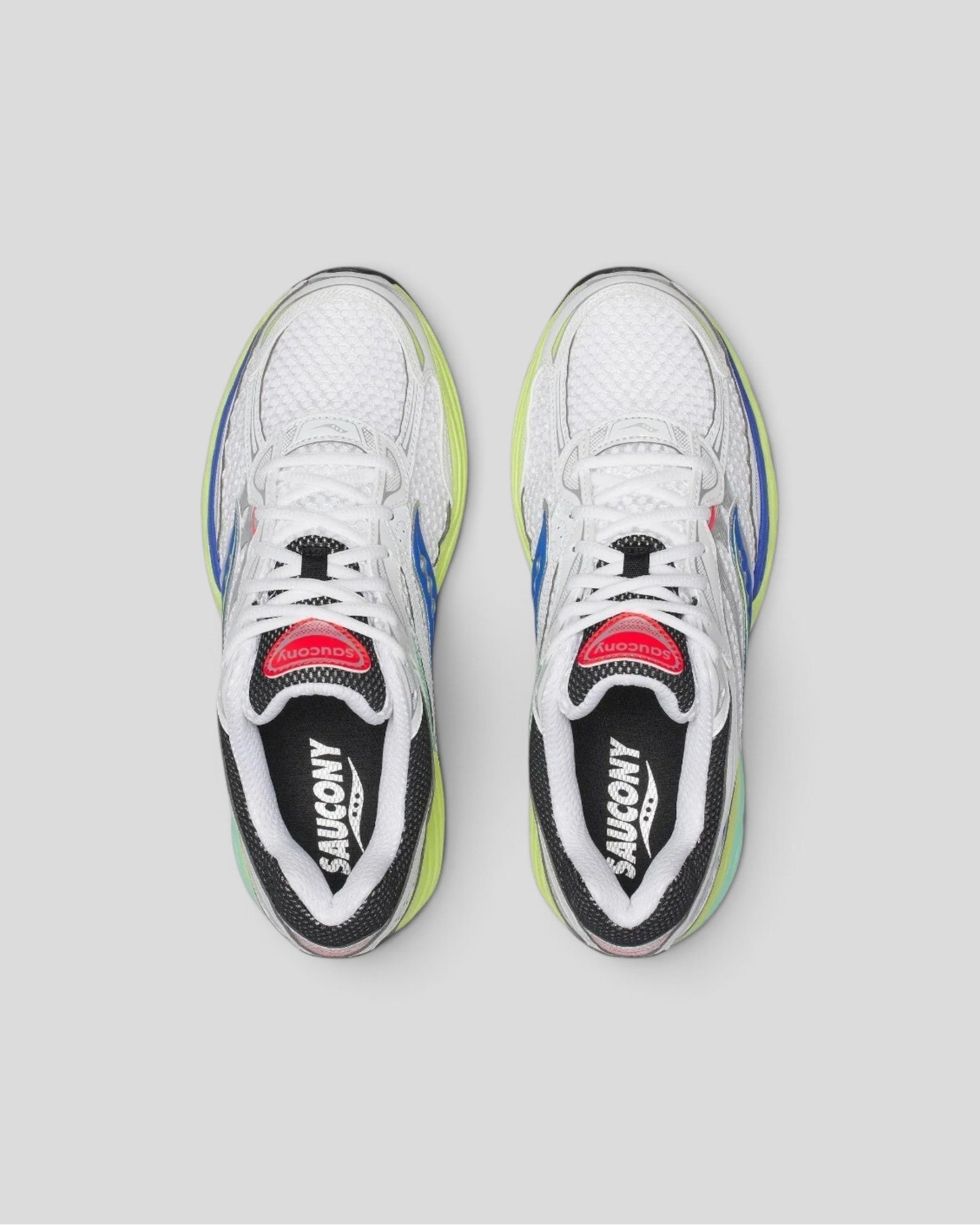 Saucony || Progrid Omni 9 - White / Tart Saucony