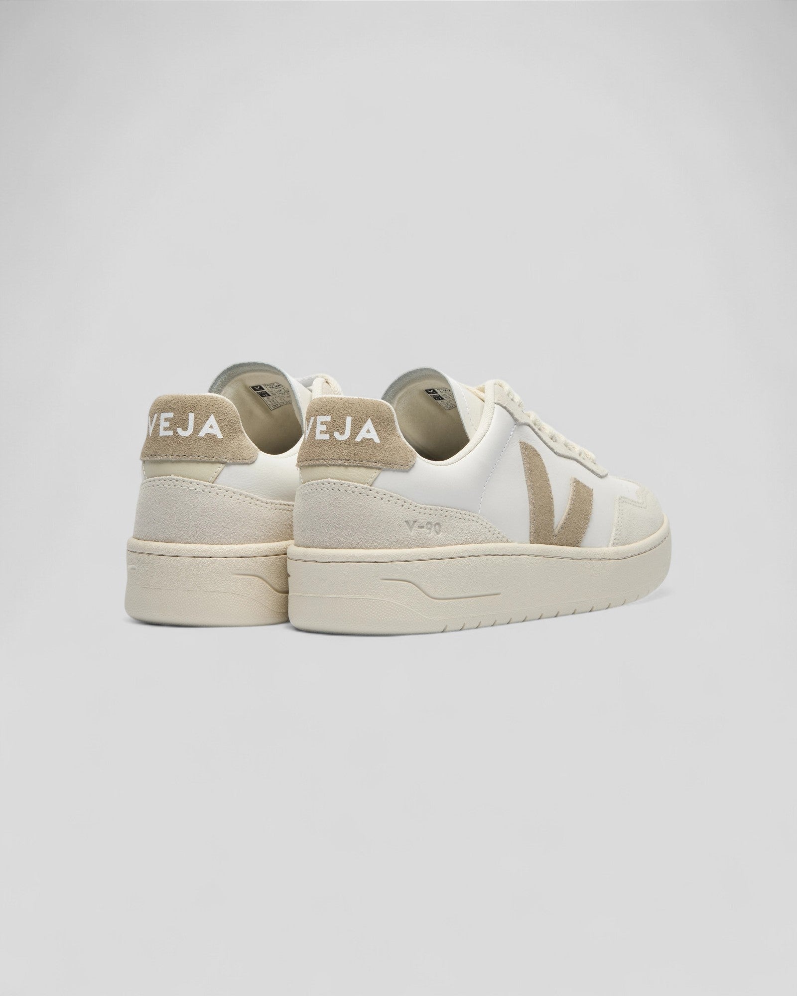 Veja || V-90 Leather - White / Taupe Veja