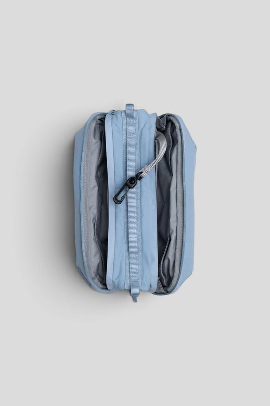 Topologie || Bottle Sacoche Medium - Chambray Silky Peach Topologie