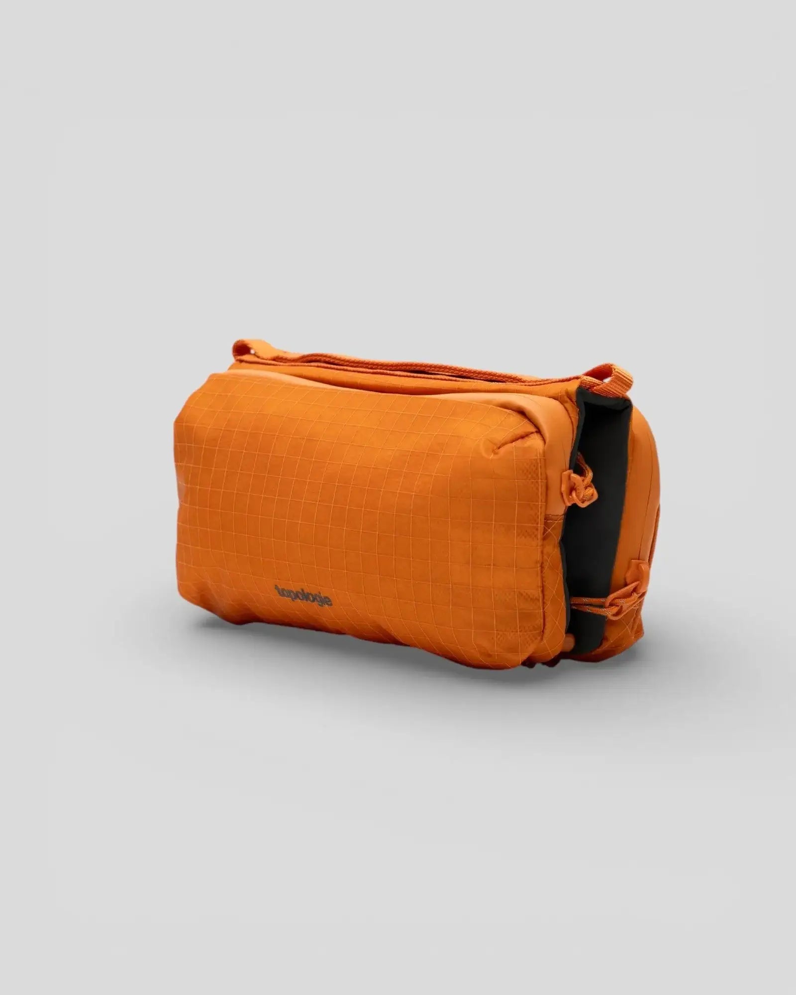 Topologie || Bottle Sacoche Medium - Burn Orange Topologie