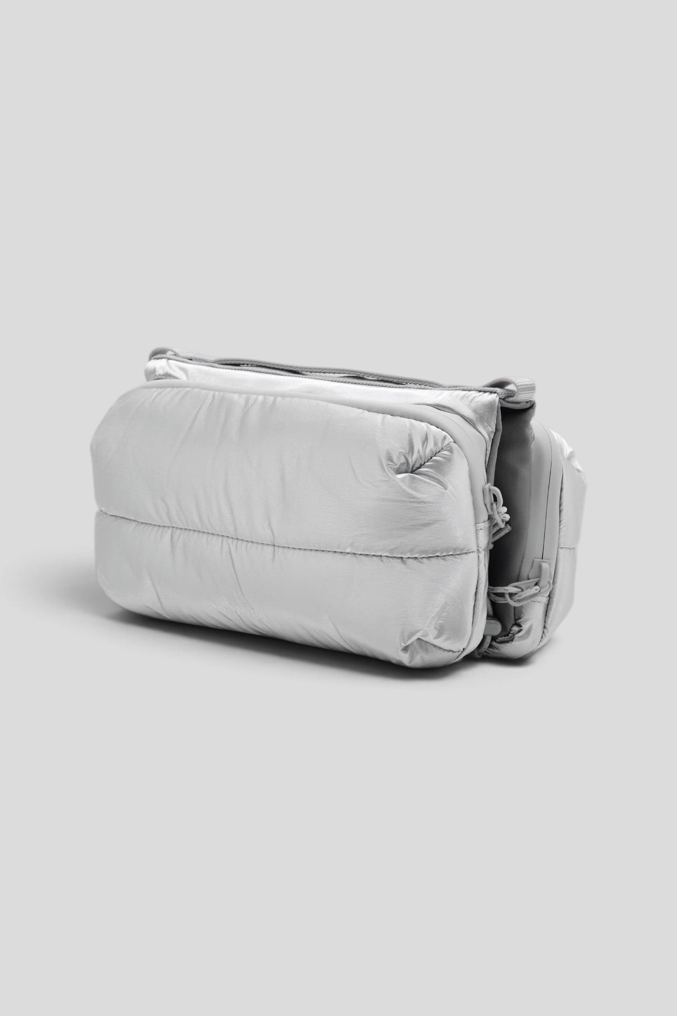 Topologie || Bottle Sacoche Medium - Chrome Space Coated Topologie