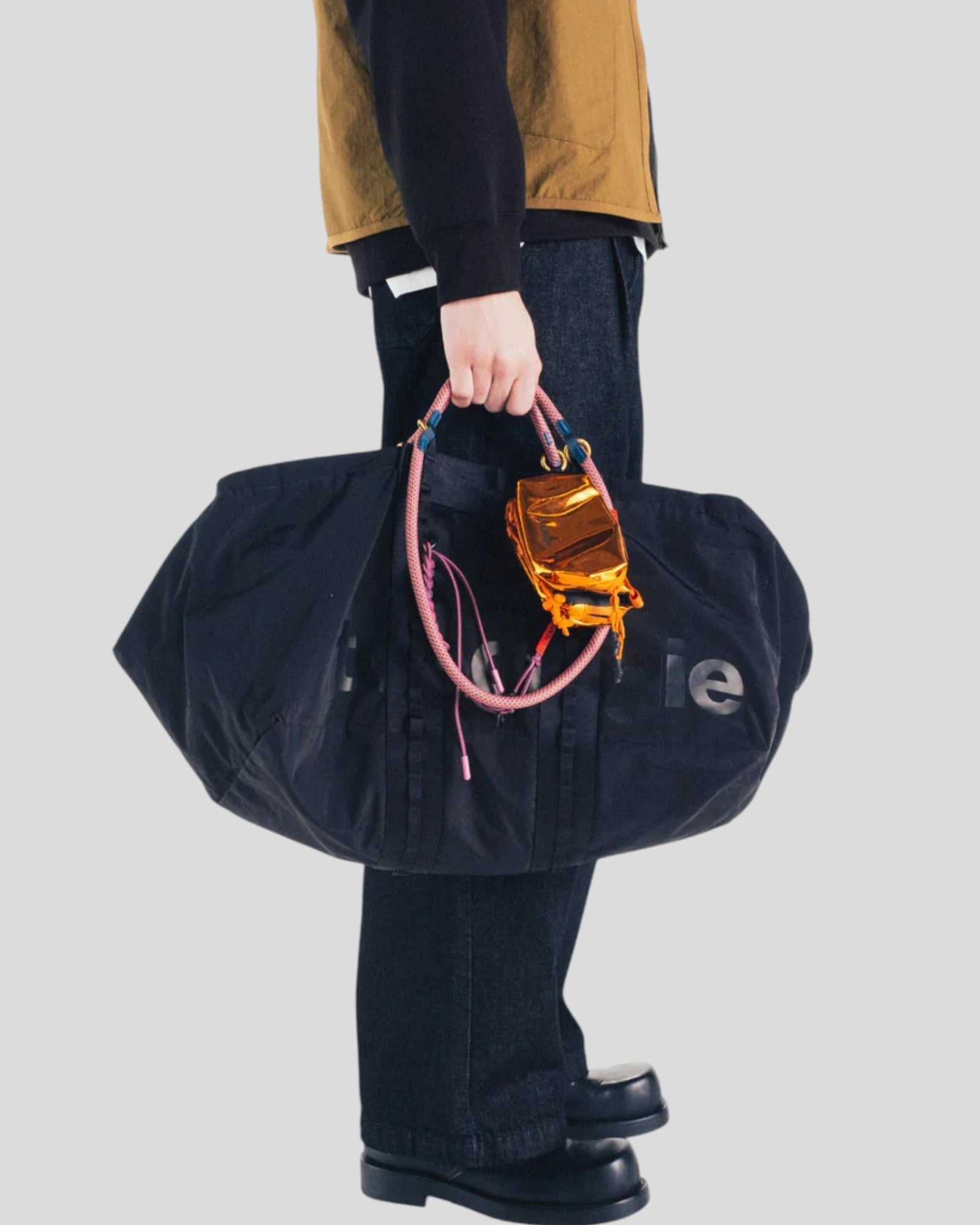 Topologie || Summit Duffle Medium Bag - Black Topologie