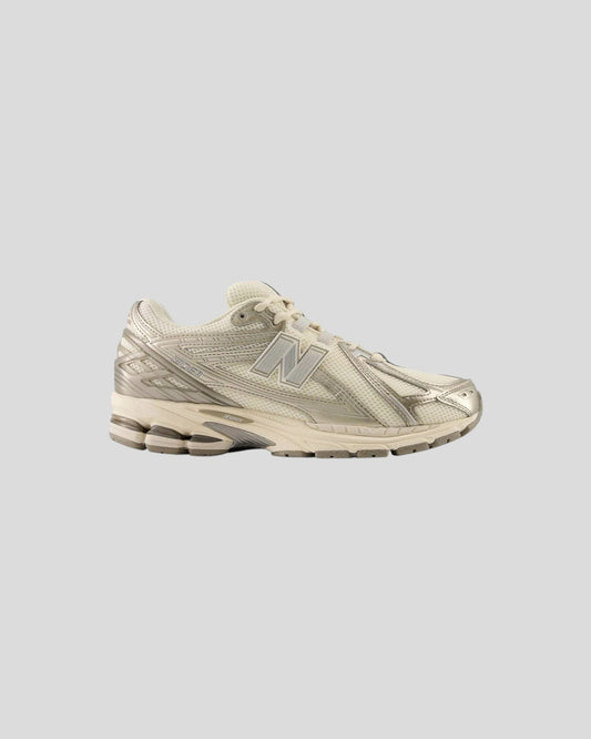 New Balance || U1906RCN - Arid Stone / Permafrost New Balance