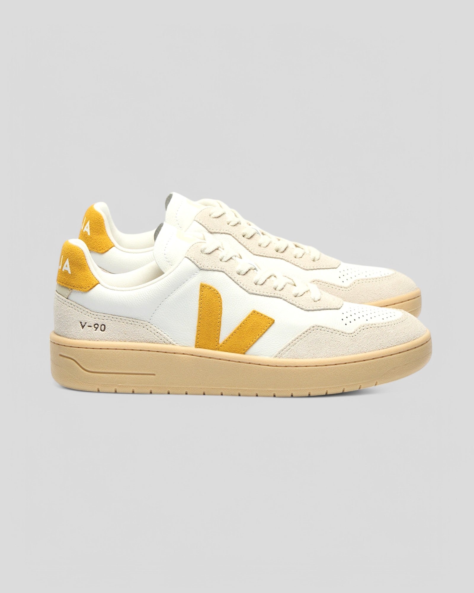 Veja || V-90 - White/ Toscane/ Natural Veja