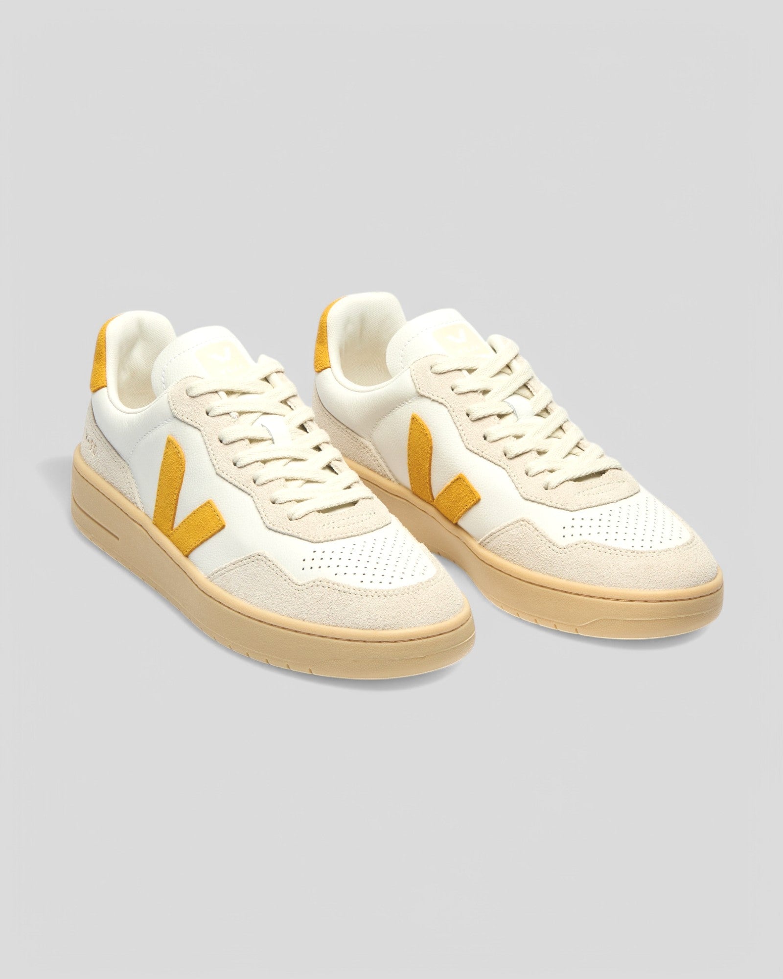 Veja || V-90 - White/ Toscane/ Natural Veja
