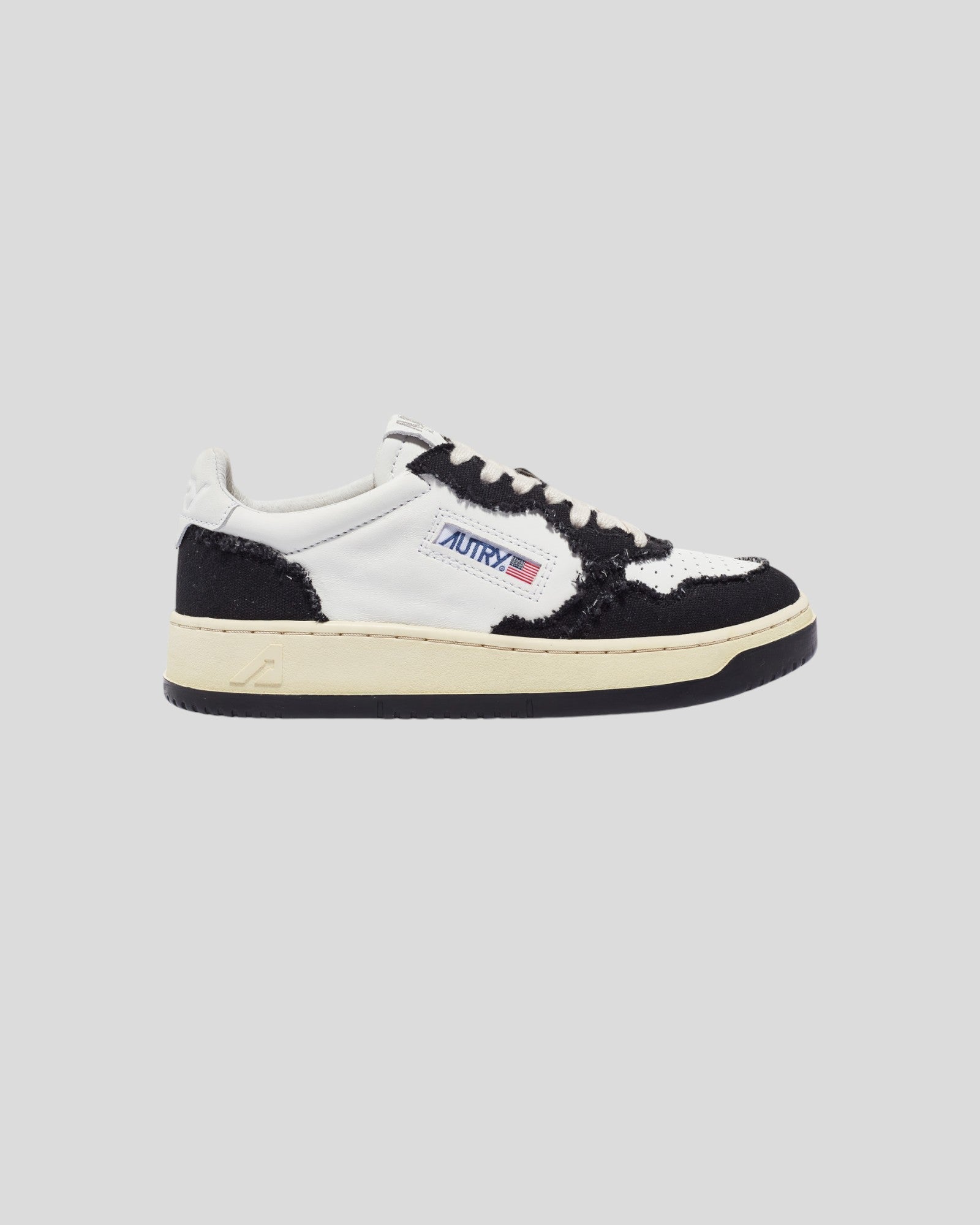 Autry || Medalist CB02 - Canvas/ Bi Black Autry