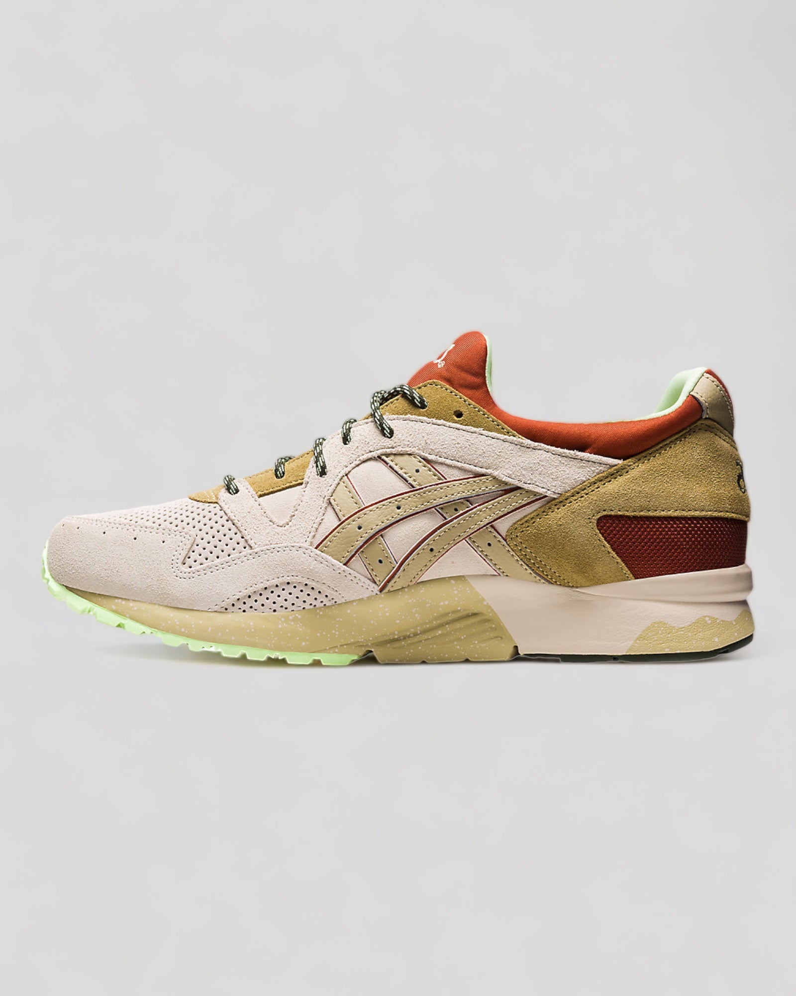 Asics || Gel Lyte V - Cream/ Sand Asics