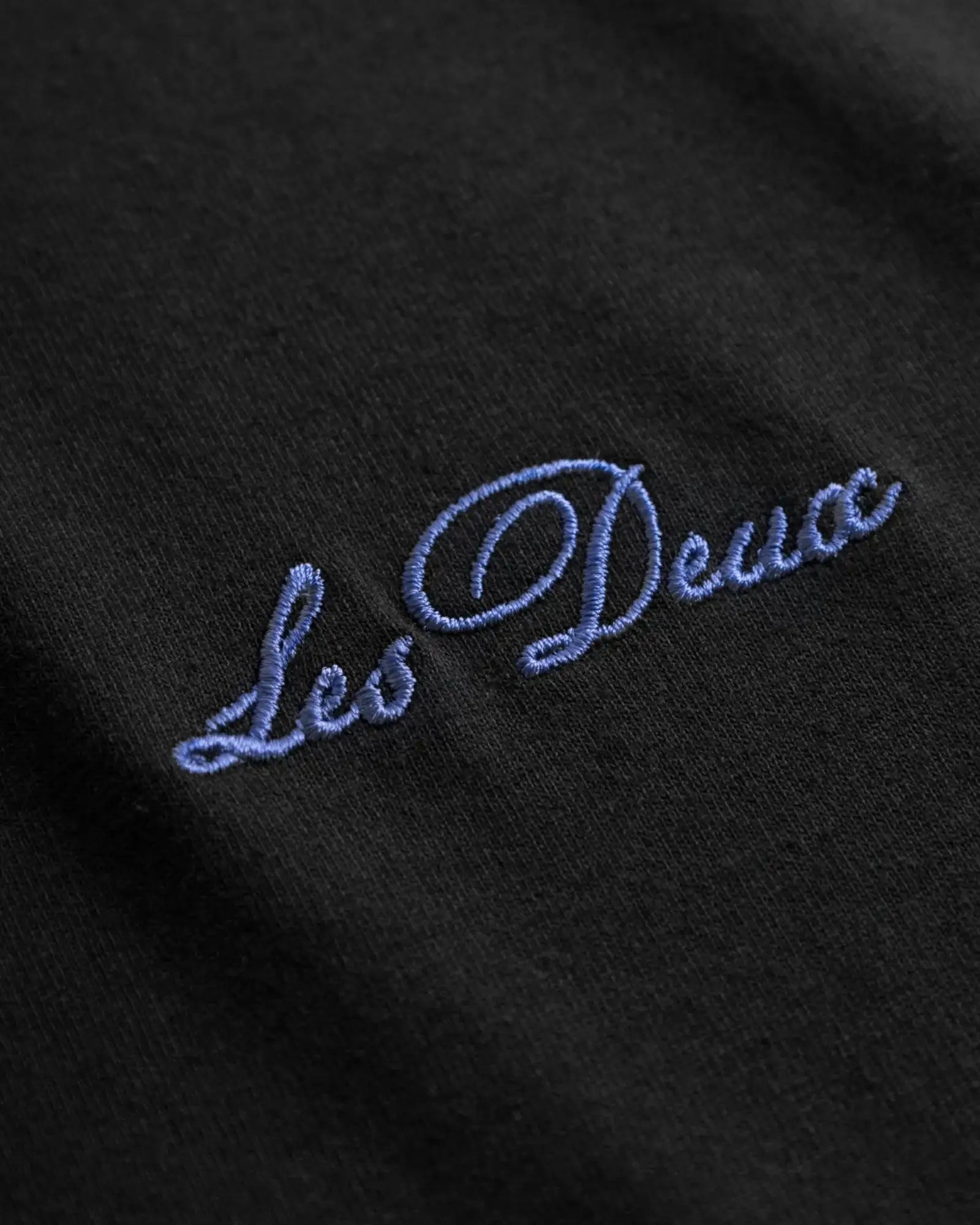 Les Deux || Crew T-Shirt -Black/ Fjord Blue Les Deux