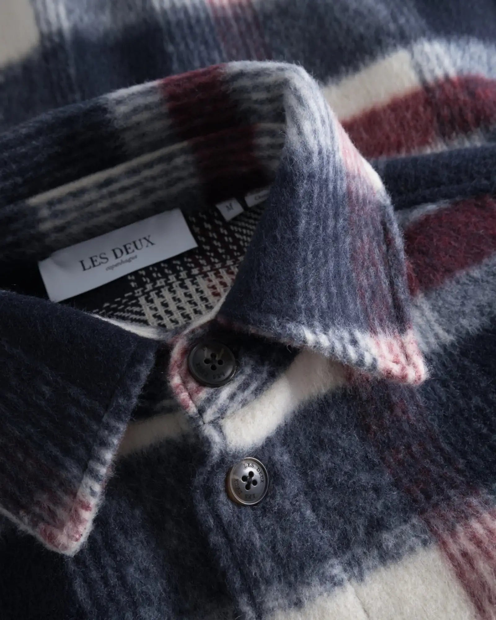 Les Deux || Jayce Overshirt - Light Sand/ Dark Navy Les Deux